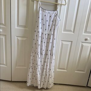 Splendid White Maxi Skirt with Black Accents